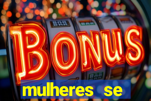mulheres se exibindo ao vivo